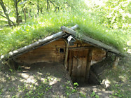 Полуземлянка (до XII в.)